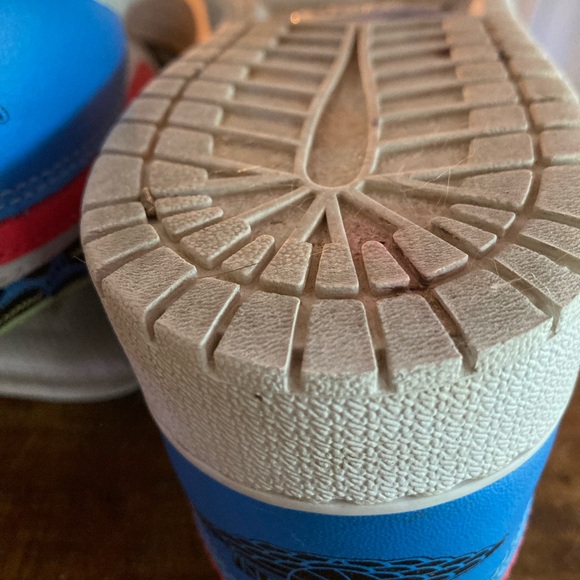 Jordan 1 Low Children's Art (GS) size US 5Y - Picture 7 of 9